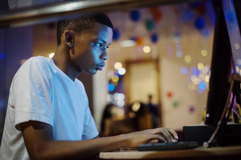 Not all self-employment is equal: new research explores what quality looks like for young people